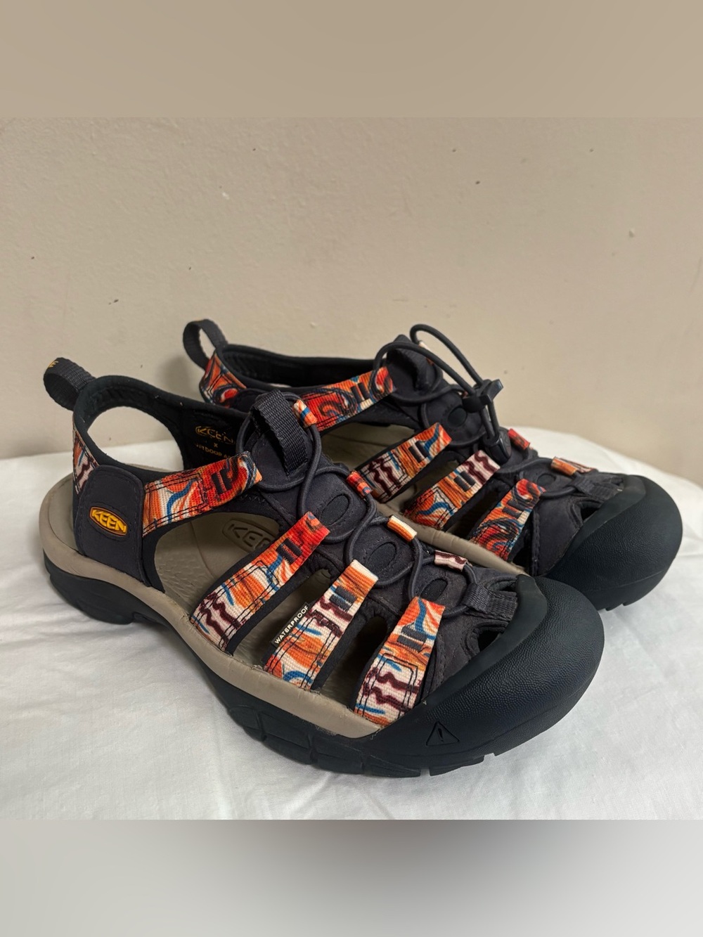 Keen Newport H2 x Outdoor Afro Sandal Groovy Orange/Navy Womens 7